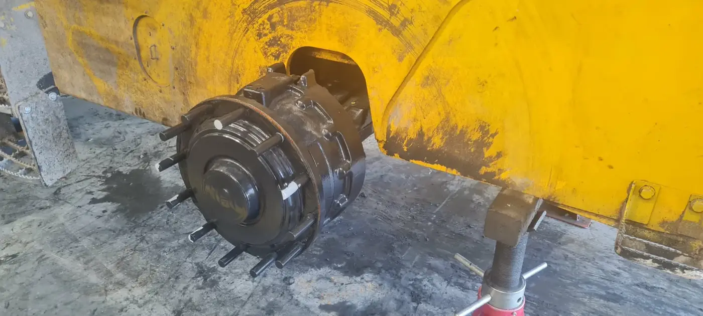 Final drive rebuild