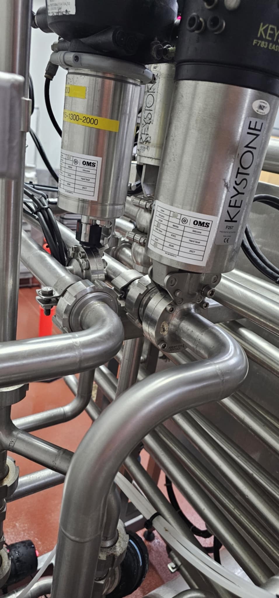 Stainless process pipework maintenance